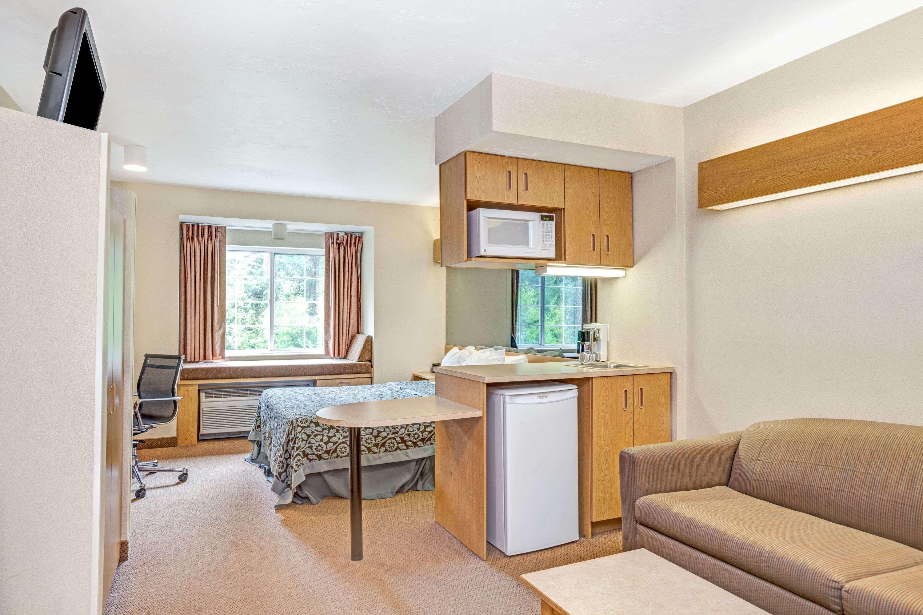 Days Inn By Wyndham Sturbridge Exteriér fotografie