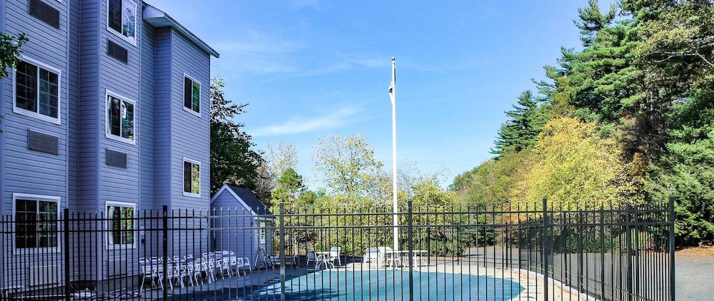 Days Inn By Wyndham Sturbridge Exteriér fotografie